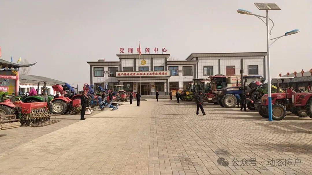 陈户镇抢抓时令备春耕