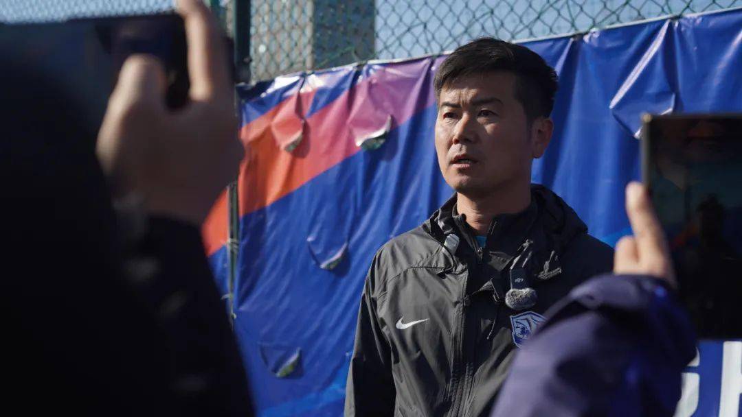 蓝色征程 四名球迷荣获2023赛季沧州雄狮荣誉球迷奖_几位_远征_王树青