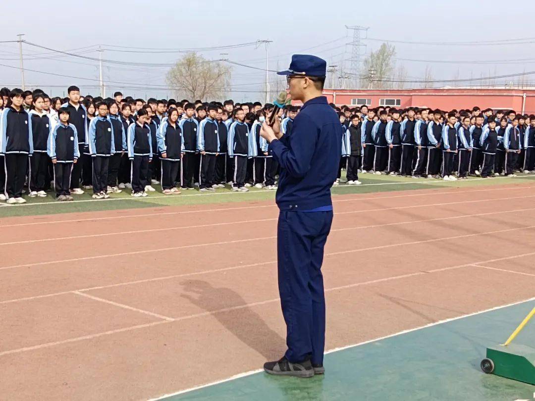 练为战不为看消防安全重于山晋庄中学春季第二次消防演练活动