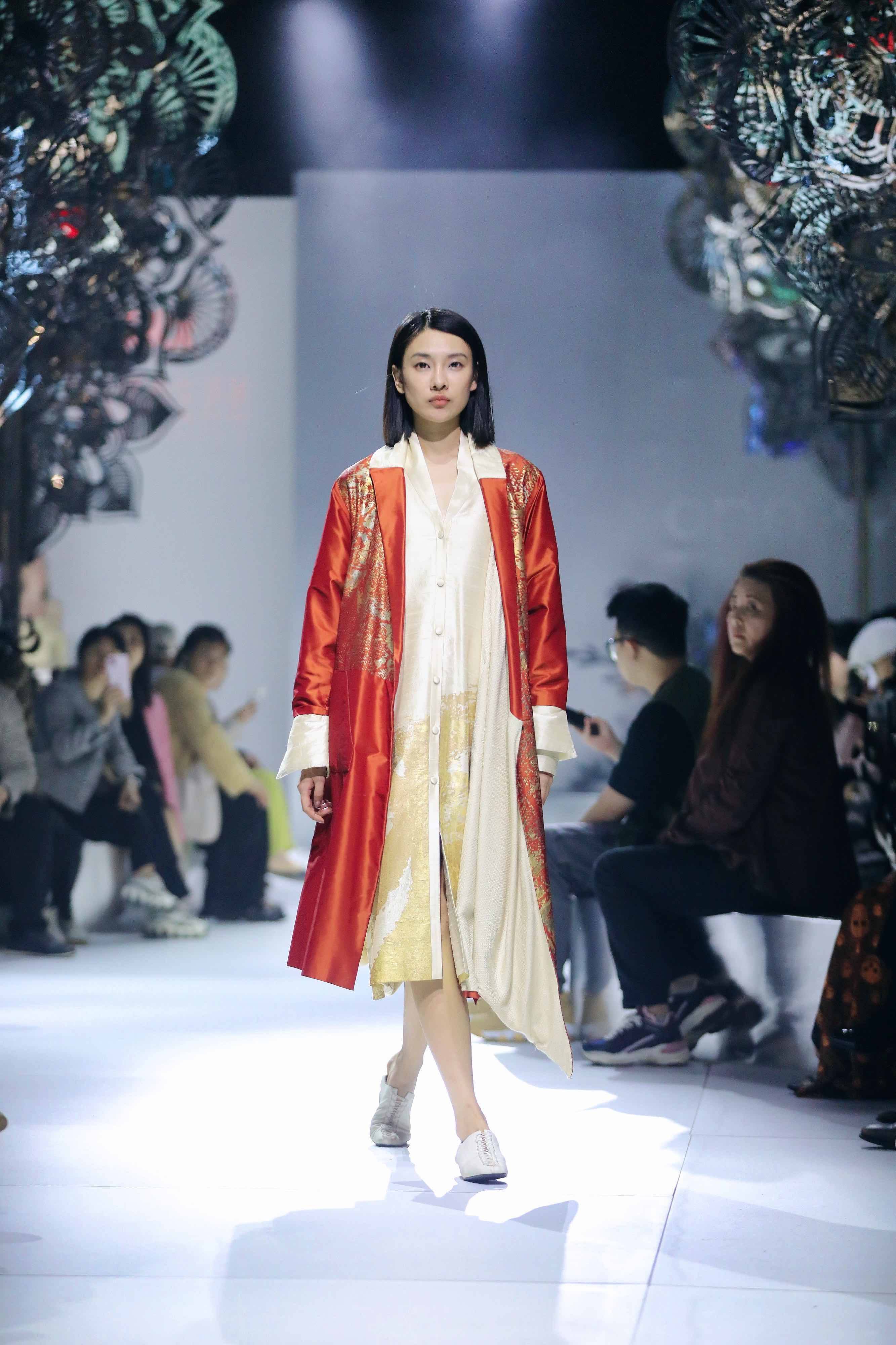 中欧联合国际设计师品牌联合秀闪耀深圳福田