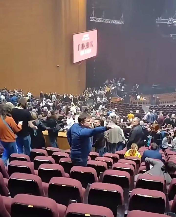俄罗斯恐袭事件已造成60多人死亡当地华人天亮后或有戒严