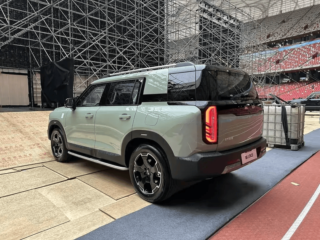 2024款北京bj30正式上市,卖12万,网友:样子货?_搜狐汽车_搜狐网