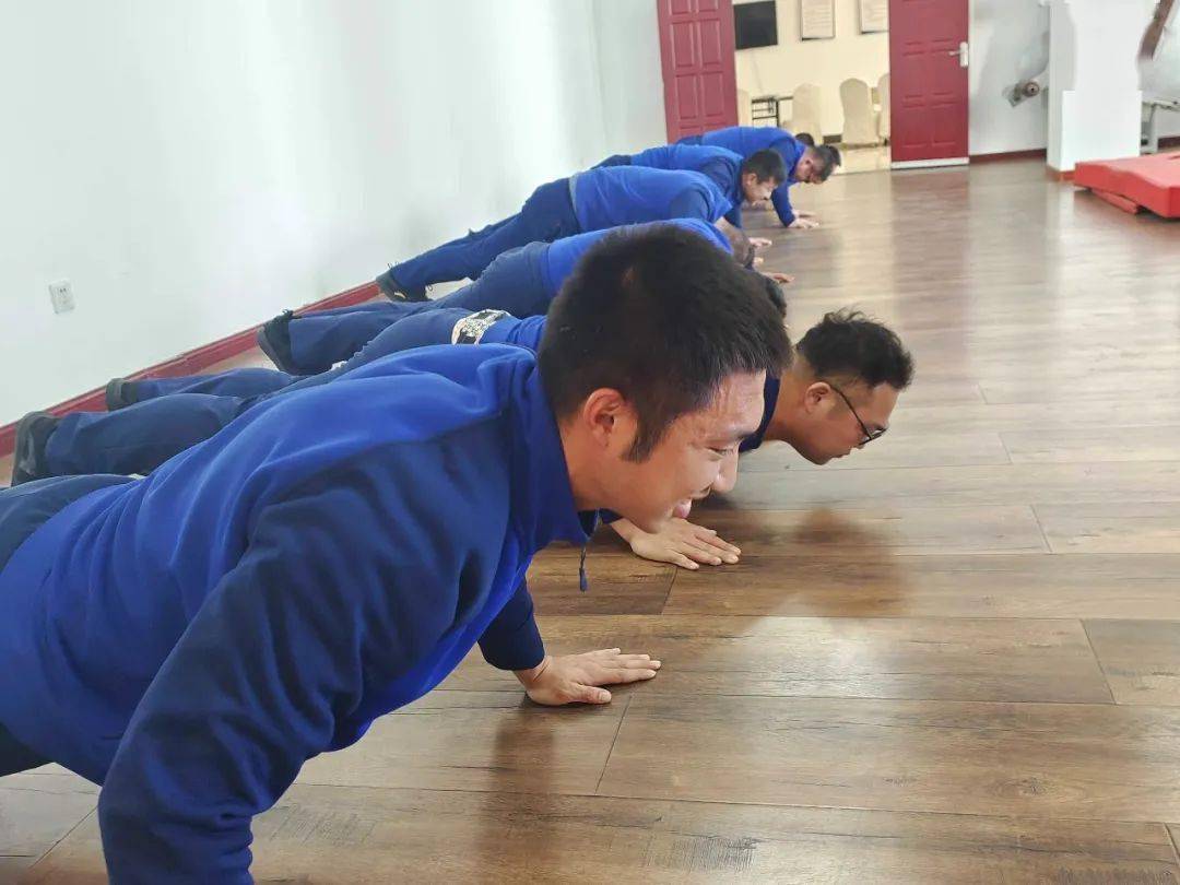 冬训工作立足冬训固根基扎实练兵谋打赢长海县消防救援大队全面推进