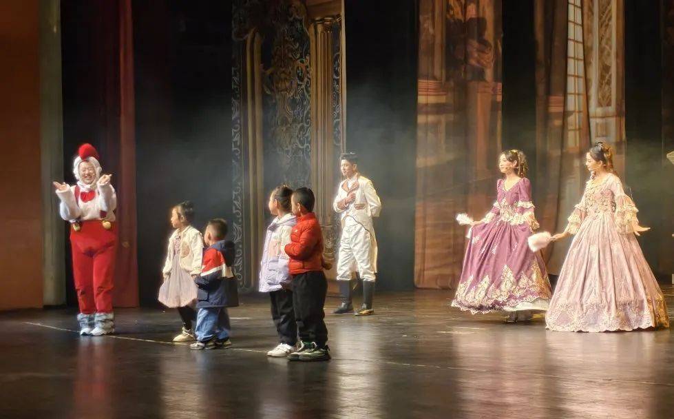 演出回顾 | 儿童剧《天鹅湖》,让孩子用纯真童心去感受善良与美好!