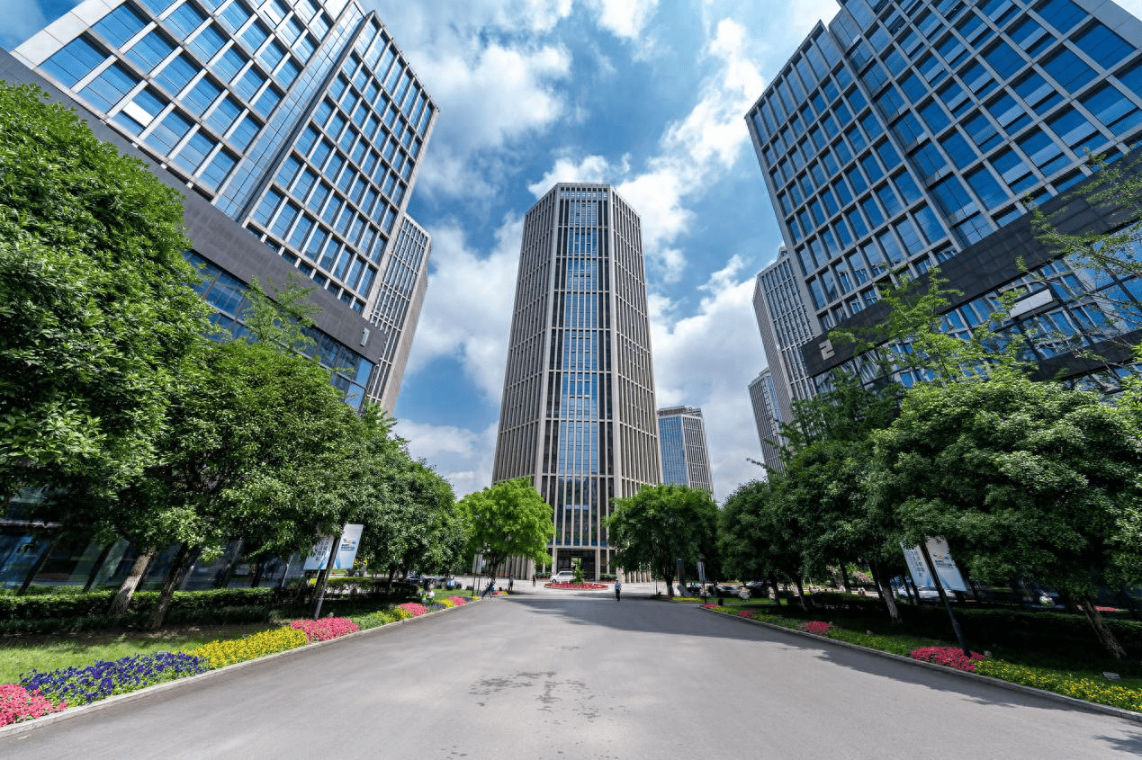 据了解,重庆两江新区正加速培育创新主体,目前已聚集高新技术企业930