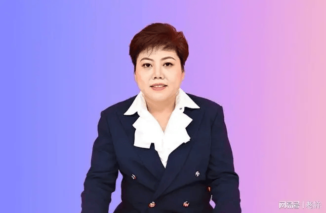 聚焦:太原女首富,是她,70后_杨霞_生物_山西