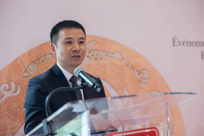 邱伟在主旨发言中表示,成都是中国最具活力和幸福感的城市之一,成都将