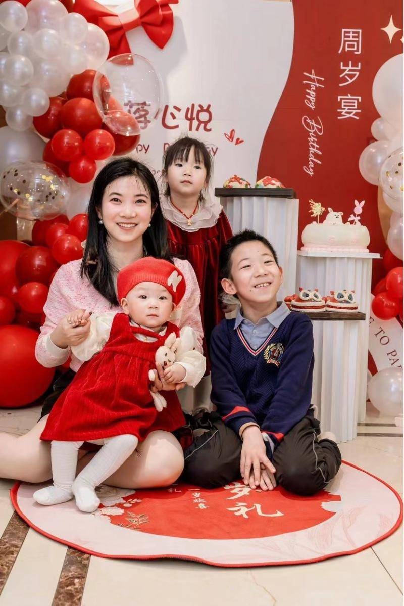 感动全网的"加油男孩" 背后站着一位"大爱妈妈"_龚倩_多多_孩子