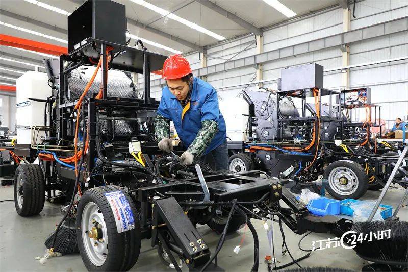 江苏24小时无锡春季全国微型汽车配件展览会开幕