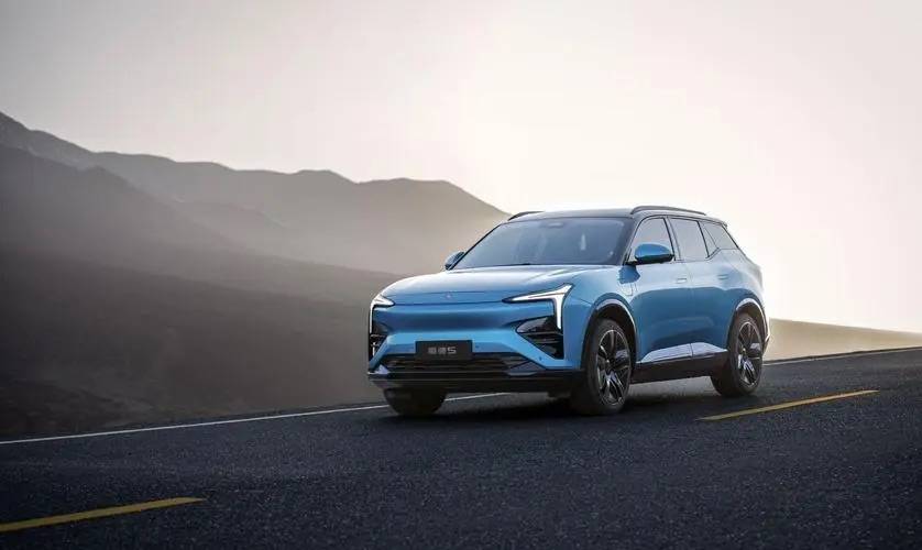 95亿元,只卖了一千多台车:恒驰的汽车梦要破灭了?_恒大_市场_未来