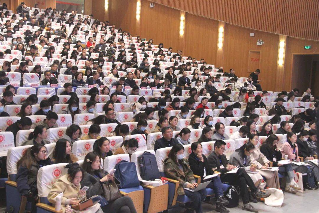 依标教学名师展示记2024年七彩语文杯江苏省中学语文论坛暨依标教学