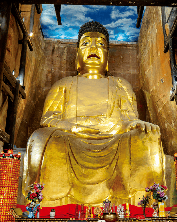 栖身于定明山下,涪江河畔的大佛寺,巍峨壮观,是国家4a级景区,全国重点