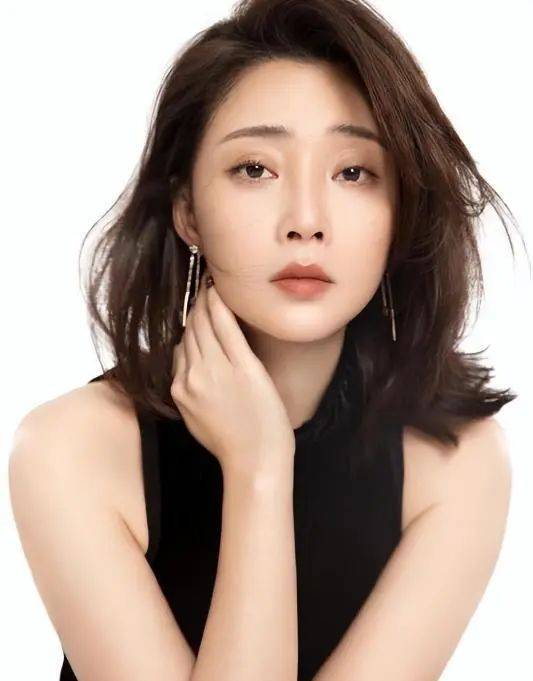 殷桃来珠山了继黄渤林更新宋轶之后这次又是