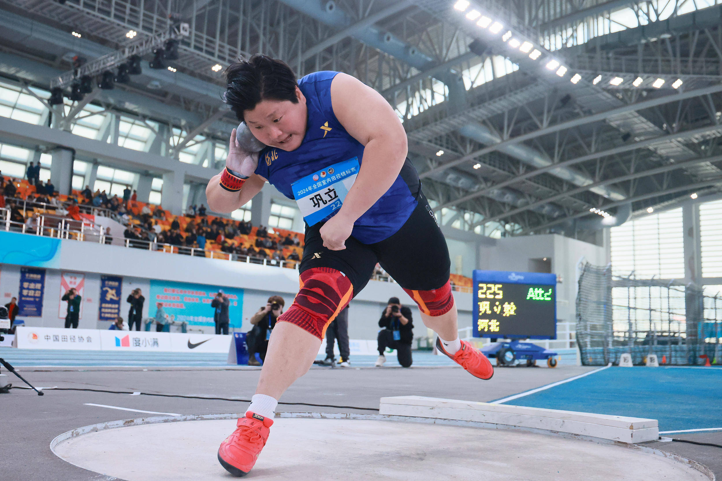 体坛联播阿隆索确认留在勒沃库森李月汝遭遇膝盖伤情