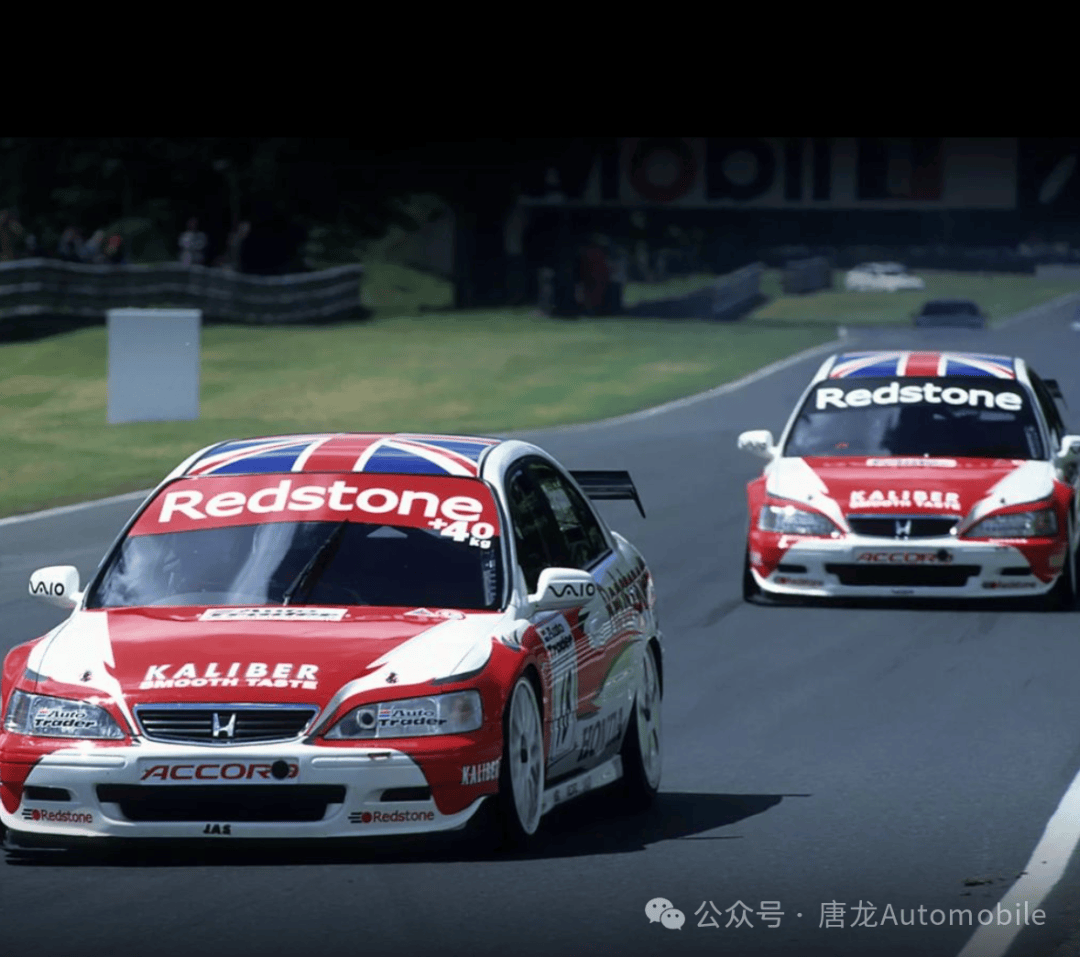 并拥有前驱配置的本田accord type r在赛道上提供了令人振奋的加速和