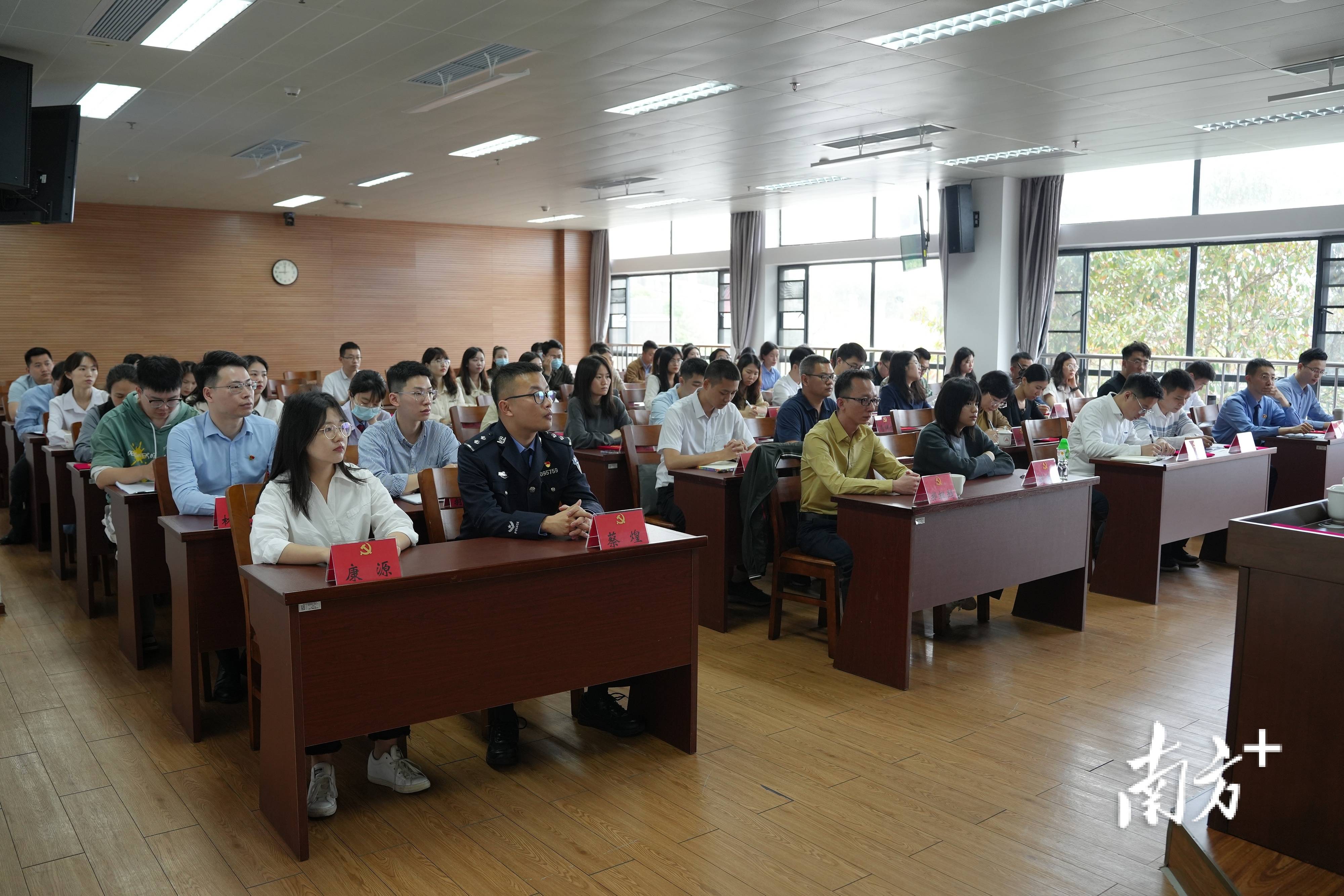 20小组30个人被评先进，汕头市常态化开展“育苗固基”读书学习活动