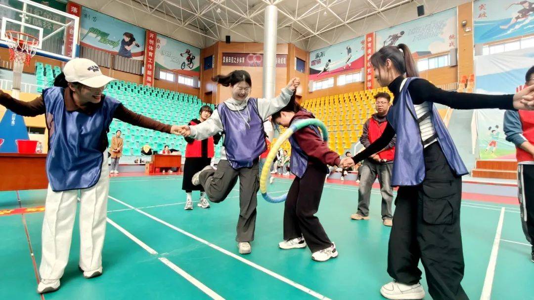 临洮县举办首届青年人才运动会暨心理团辅活动