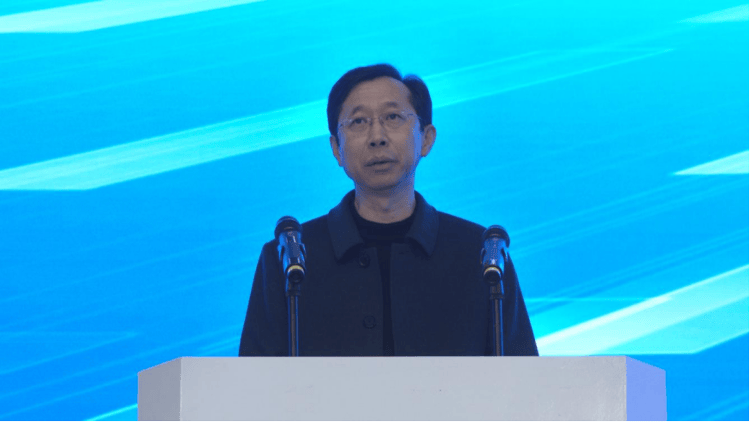 会上,阳信县城投集团党委副书记,总经理李达伟,阳信县住建局党组书记