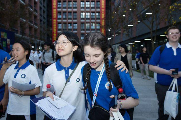 和羹之美在于合异美国华盛顿州中学生代表团参访南外高级中学