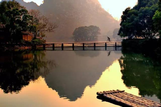 景区_石头_地方