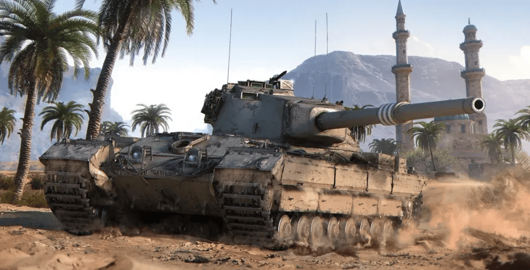 fv215b当坦克着火时,坦克自身血量,模块血量与乘员都会受到伤害,而且