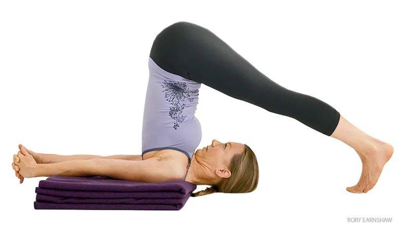 一套刺激甲状腺促进淋巴排毒的瑜伽序列