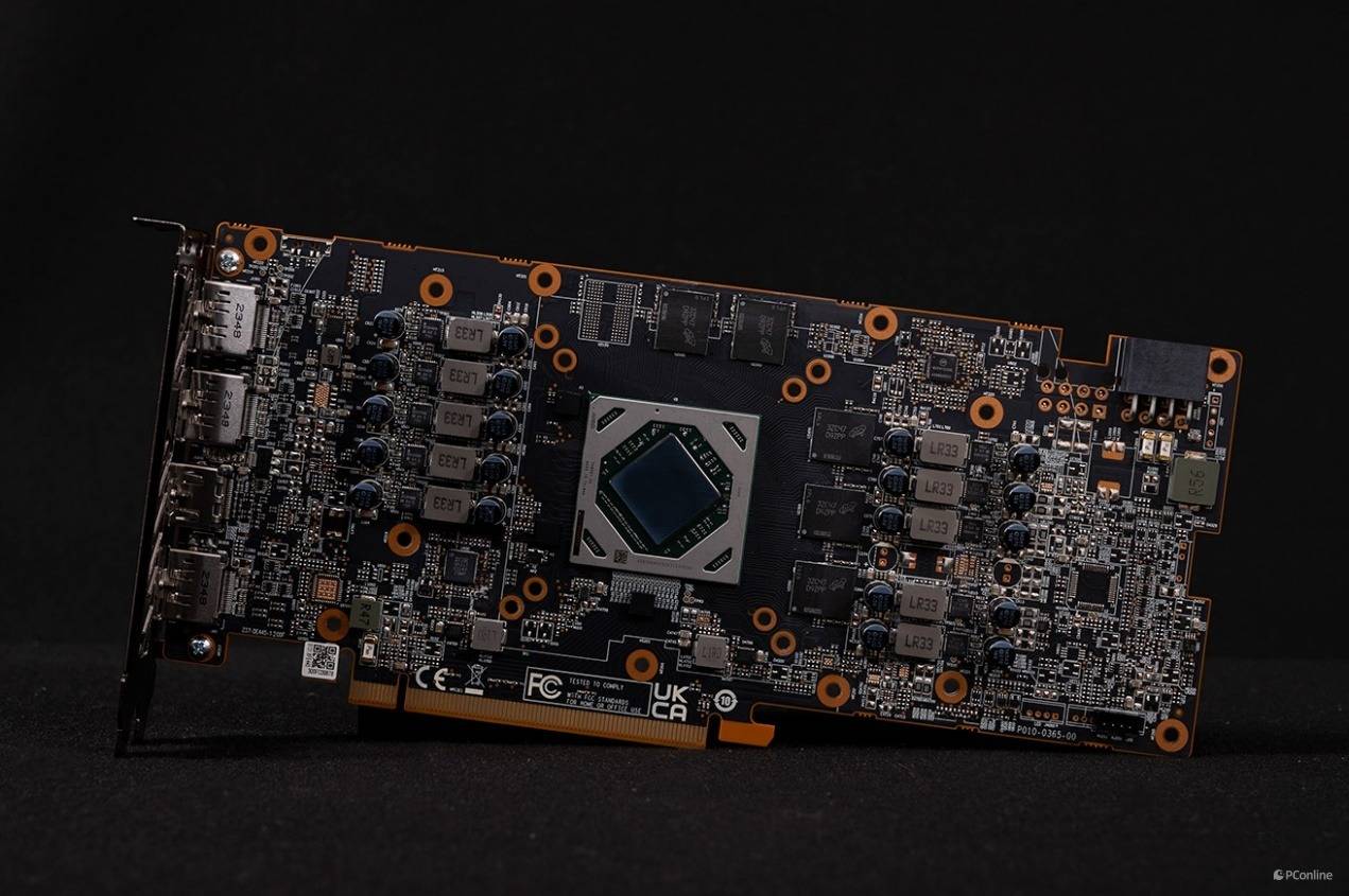 蓝宝石rx6750gre10gd6极地版上手体验2k价位的全能王者