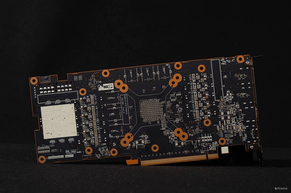 蓝宝石rx6750gre10gd6极地版上手体验2k价位的全能王者