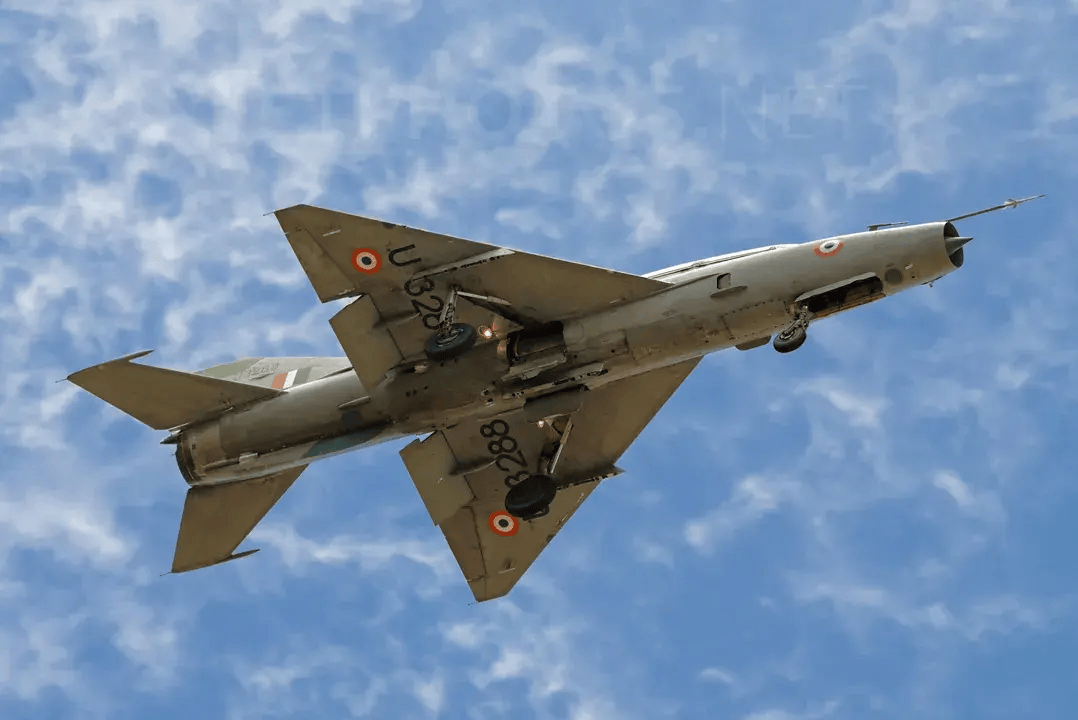 虽然装备太落后,但是孟加拉装备歼-7bgi却是南亚各国当中最先进的