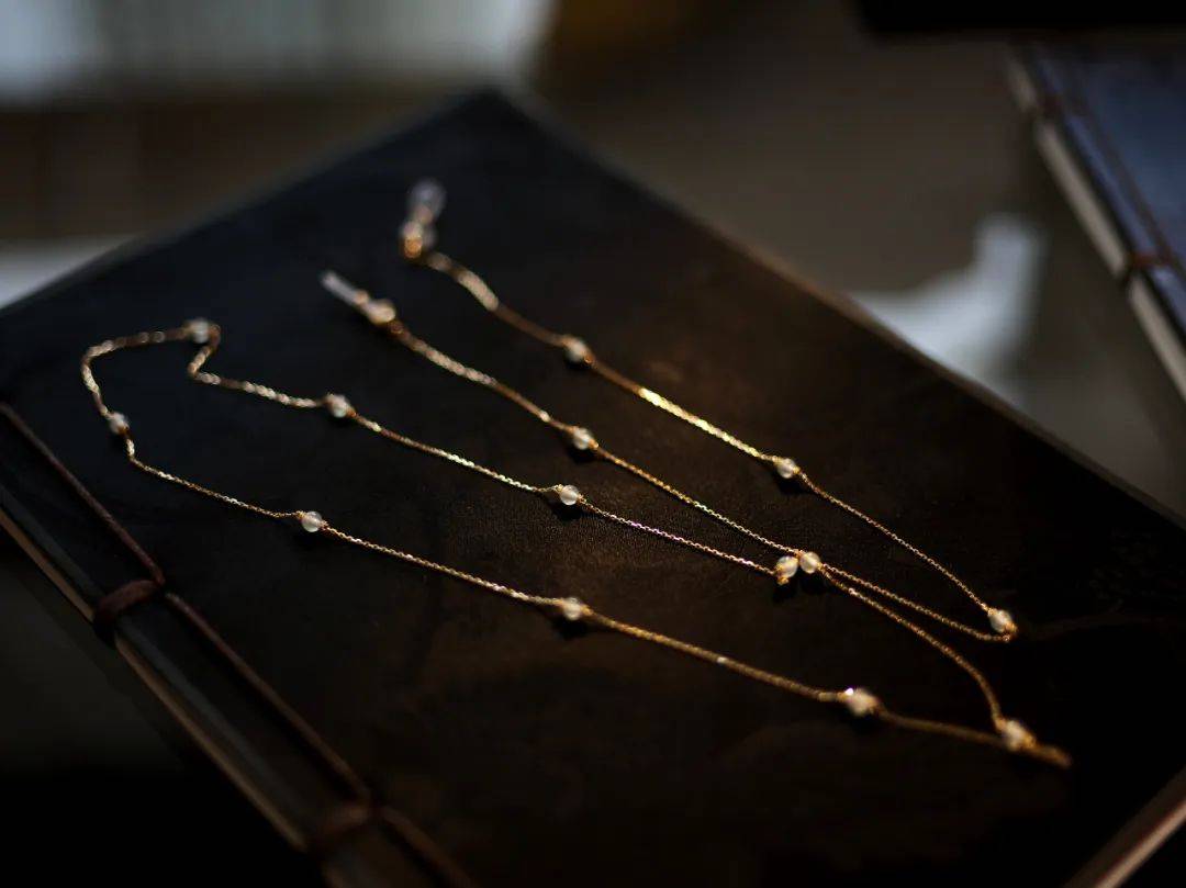 微芒冰玻种翡翠多用长链