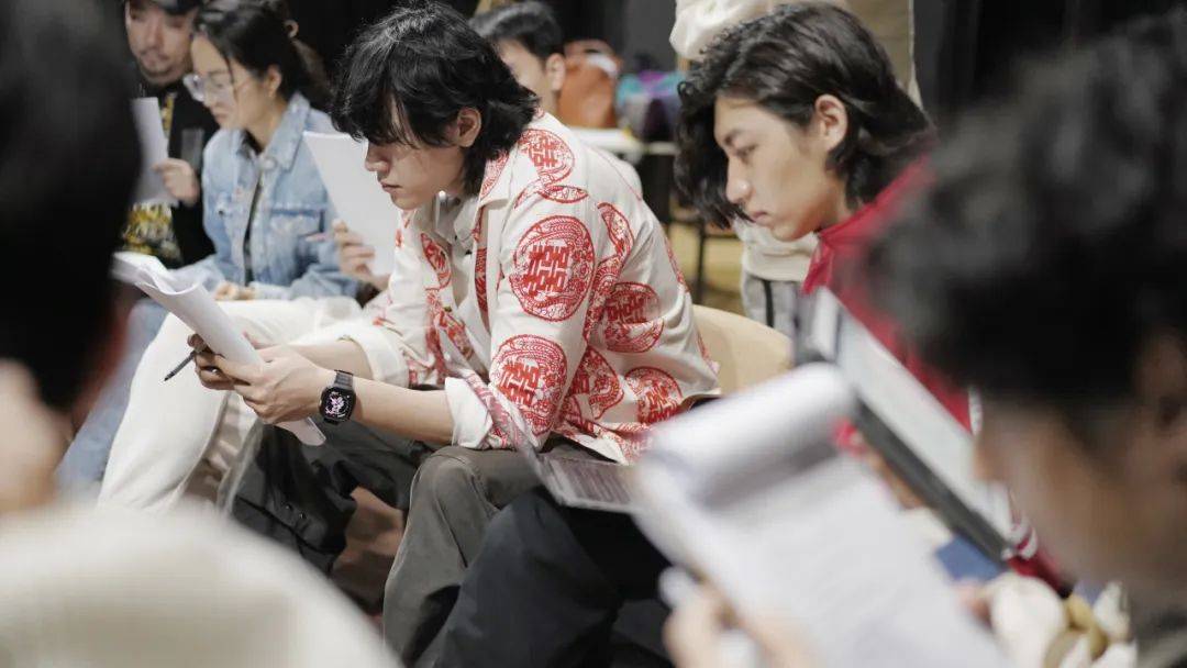 剧本时有20几个故事备选,最后选择了认为最能和大家引起共鸣的故事