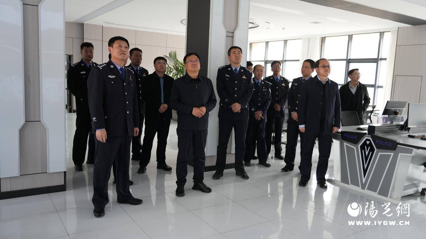 县委书记李炜到志丹县公安局调研指导工作