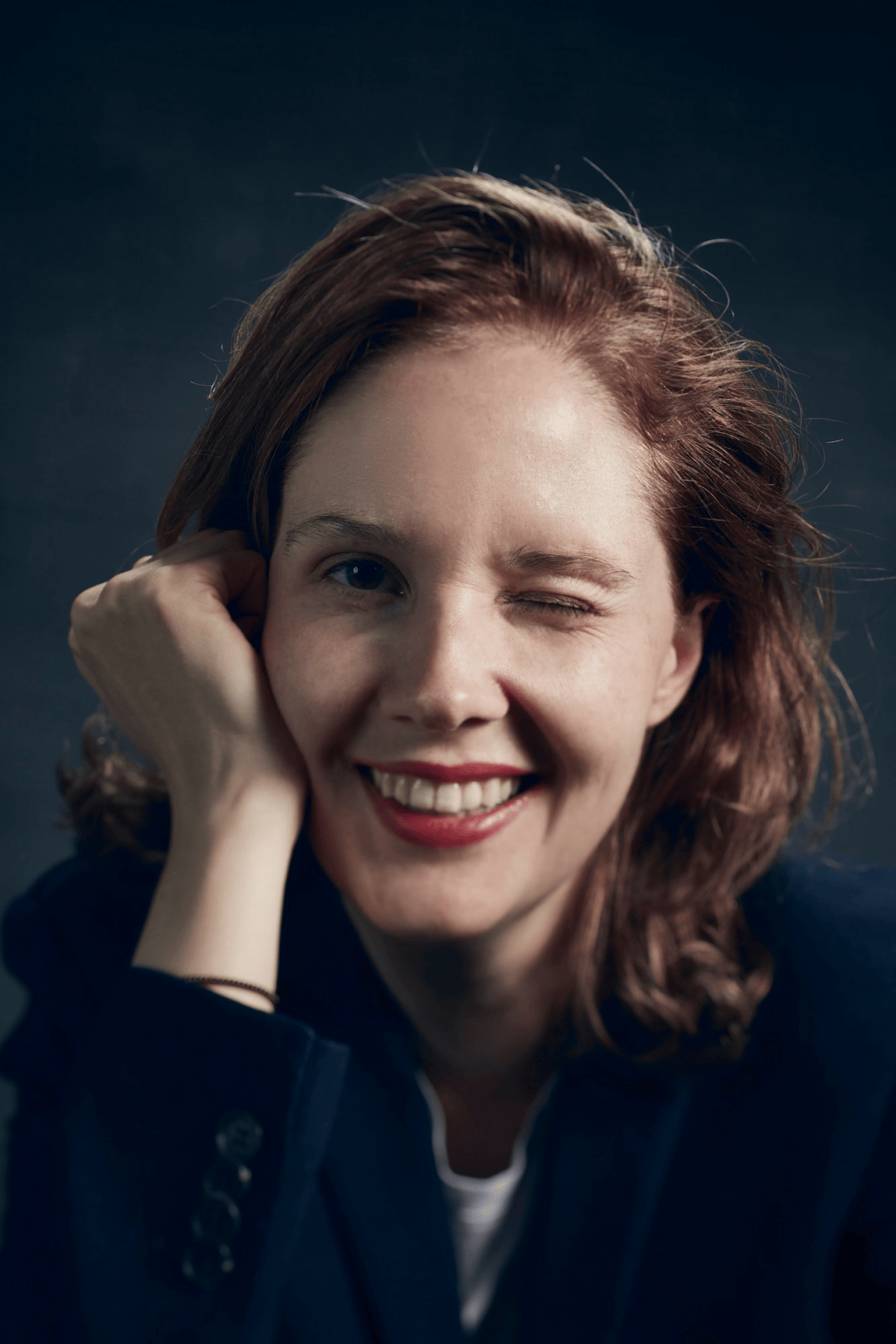 在和联合编剧兼自己的生活伴侣亚瑟·哈拉里一起接过奥斯卡小金人的