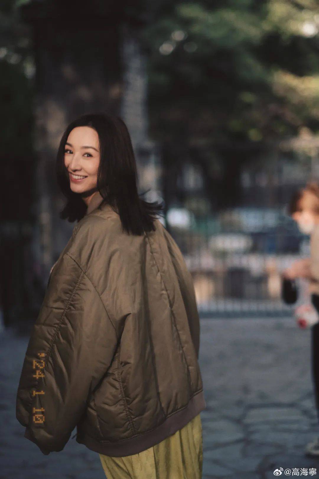 她是港圈狐狸精专业户曾因性感被骂到抑郁15年后终