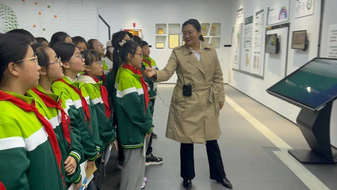高阳县集英小学开展2024年科技研学之旅主题活动