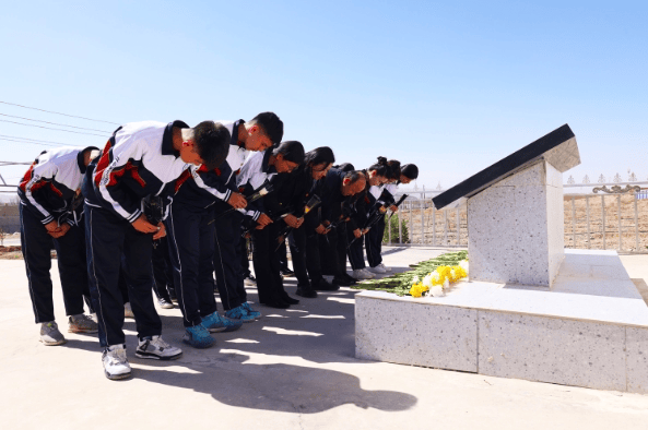 阿图什市委宣传部,阿图什市公安局交警大队,阿扎克镇,市第一中学,市第