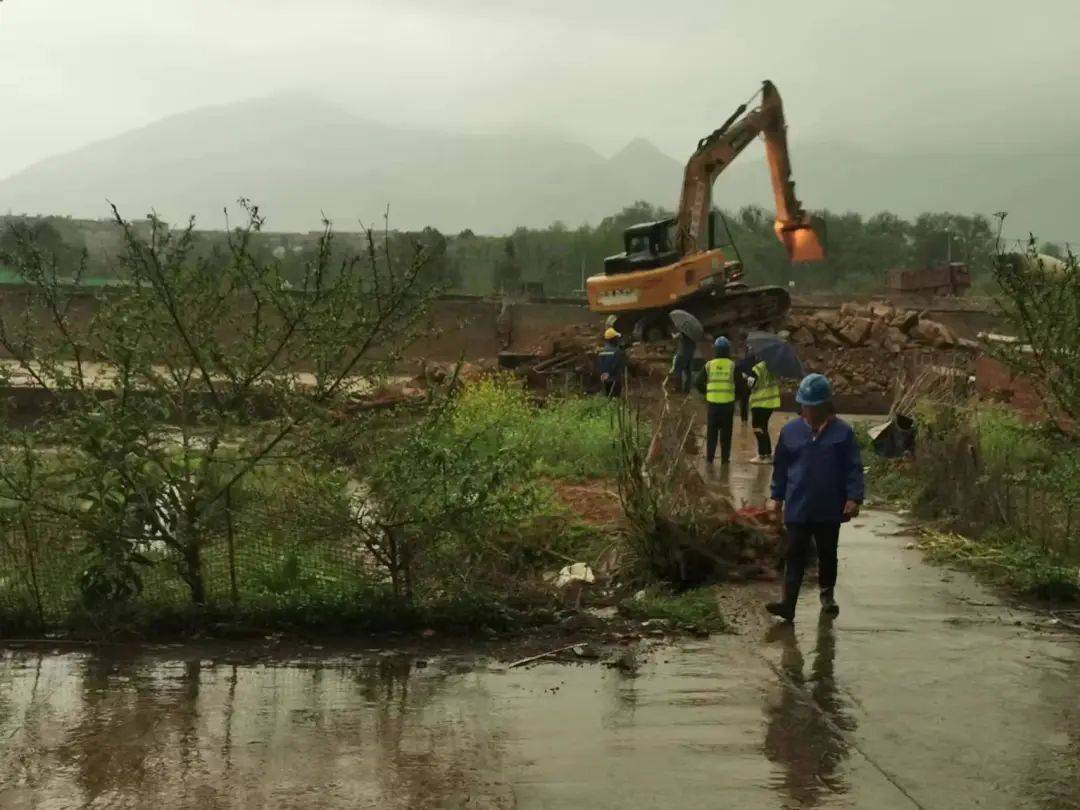 强对流灾害性天气下的井冈山力量别怕我们在
