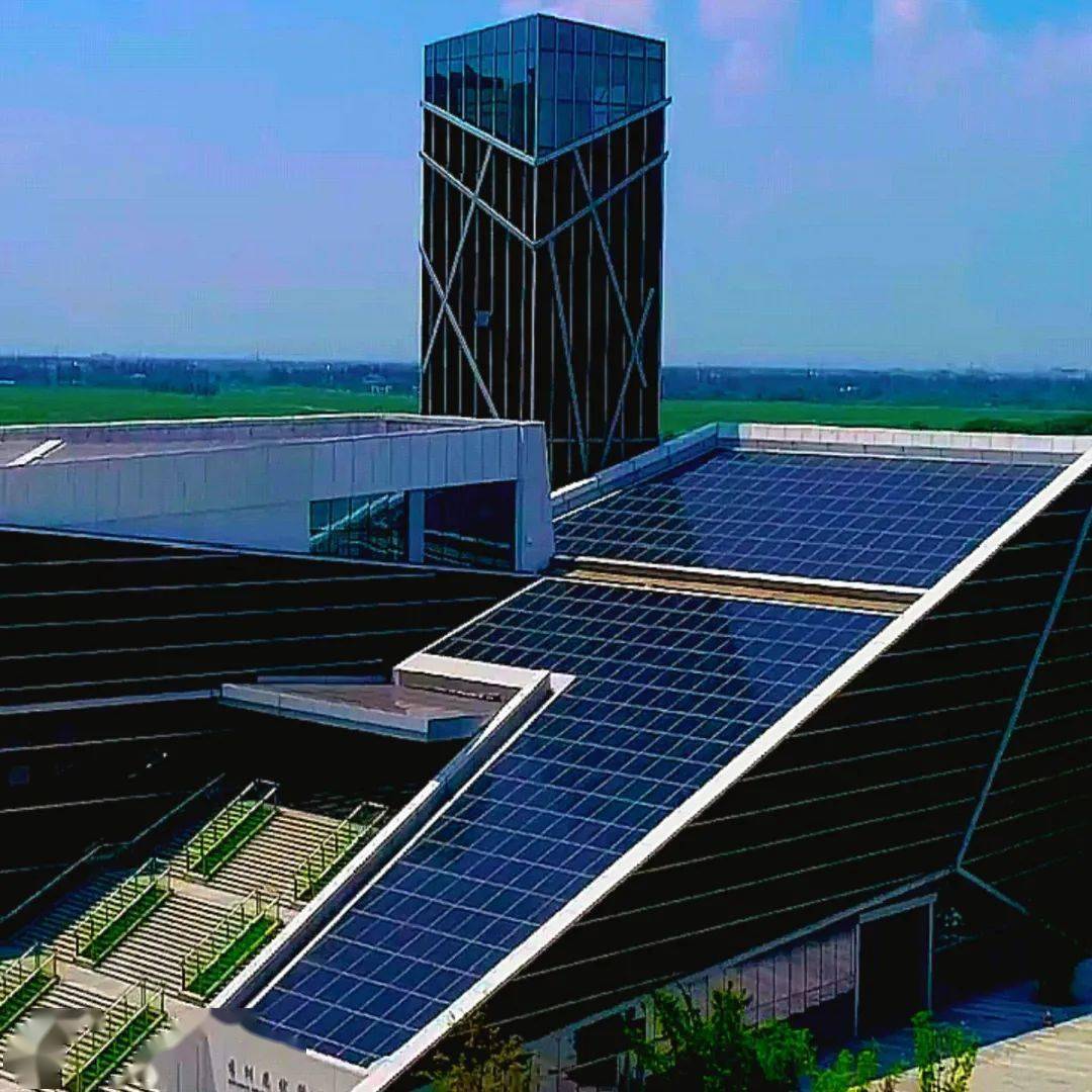 贵州安龙县"光伏小镇"安龙阳方村,青龙村一带被称为"光伏小镇"