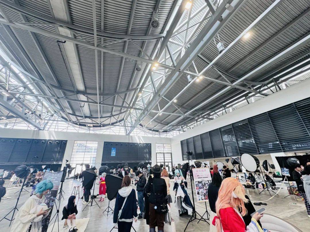 第2届郑州acc动漫展在中原国际会展中心举办