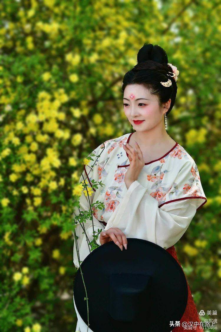 中国汉服之美在汉中