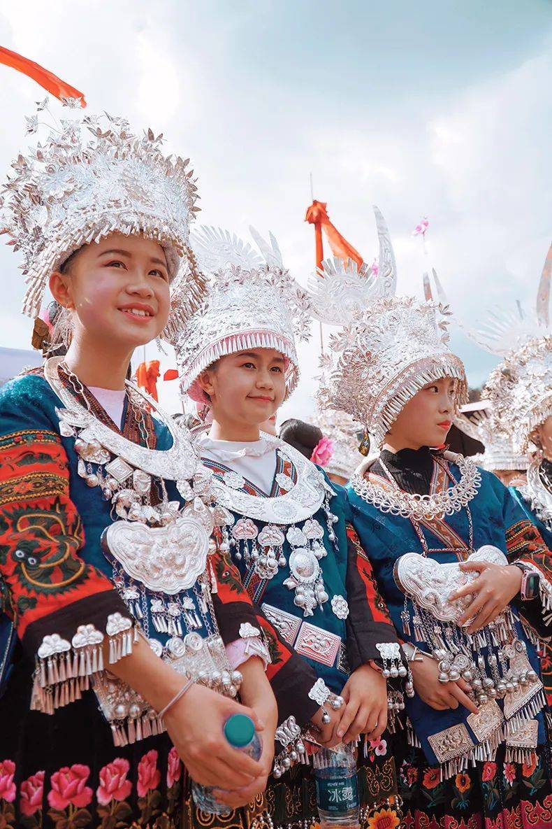 420号民族盛宴黔东南姊妹节燕子洞丹寨映山红响水岩瀑布群轻徒步5天4