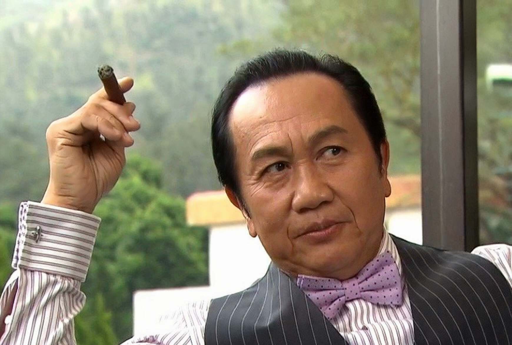 tvb老戏骨郭锋复出拍剧两鬓斑白显沧桑爱妻患癌离世深受打击
