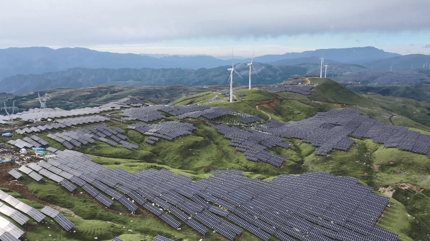 巧家三峡新房子100兆瓦光伏电站项目建设加快推进计划5月底并网发电