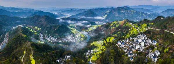 《巡香祈愿,添丁发财》 苏玉霞《日月环与杏林阁》林国模  莆田《拂晓