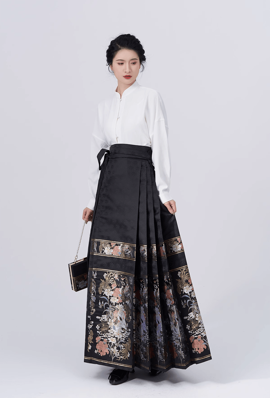 醉雨朵重回榜首五五年有香如故双雄尽出2024年3月淘宝汉服单品销量