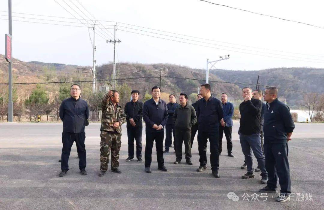 廉海平张海文在信义镇调研乡村文旅产业