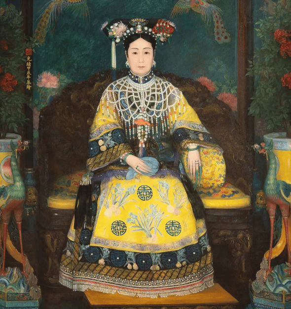 随后,便为世人留下了这幅传世的《慈禧太后像》.