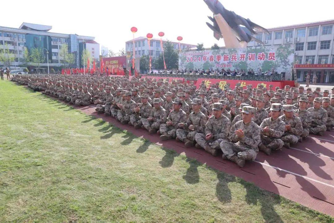 南部战区新兵训练基地图片