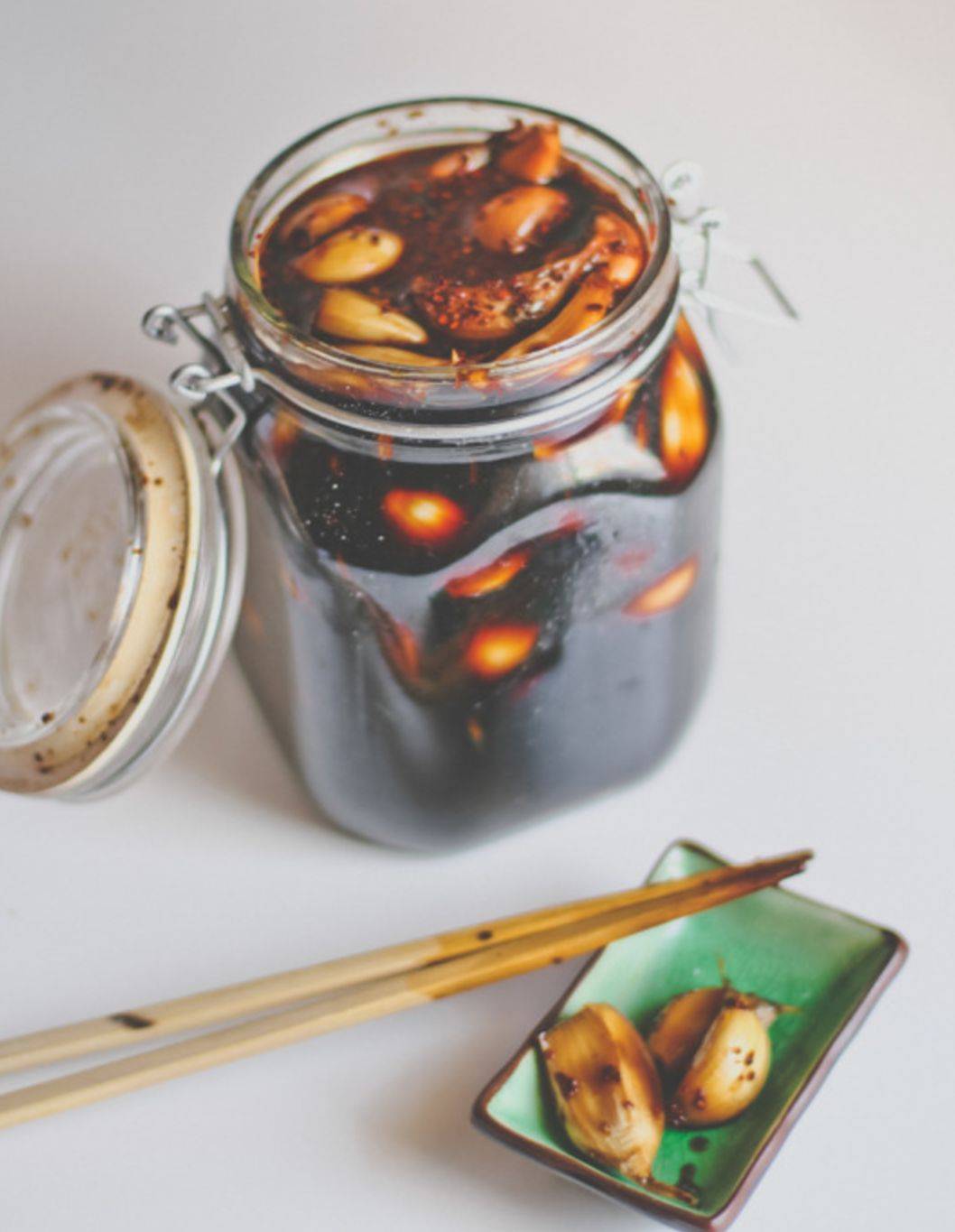 吃法:每天吃2～3瓣醋泡大蒜,能有效解热散寒,预防感冒,强身健体.