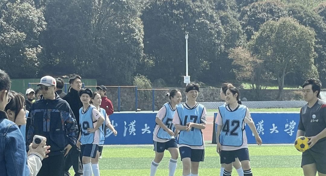 赛事回顾女足二队五人制足球赛回顾